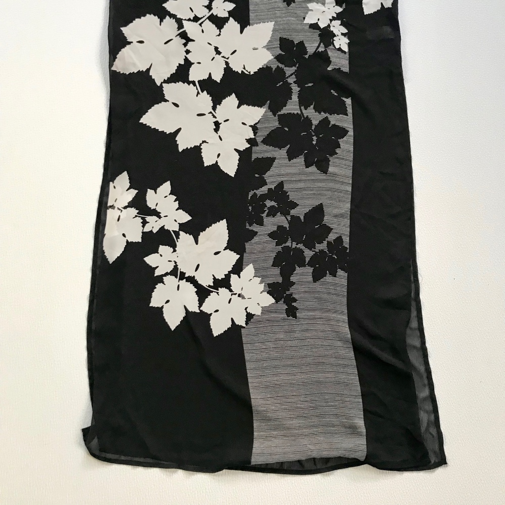 🍁 Vince Camuto Sheer Black Floral Tunic Top - Picture 4 of 8